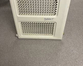 SAFTEY GATE
