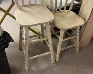 2 BAR CHAIRS