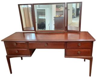 Stag Furniture Solid Wood Vanity