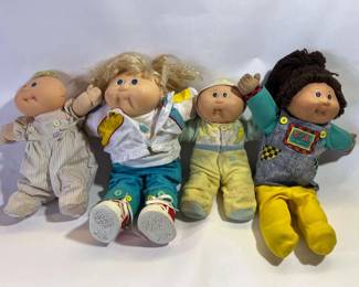 4 Charming Cabbage Patch Kids Dolls Assorted Outfits Style