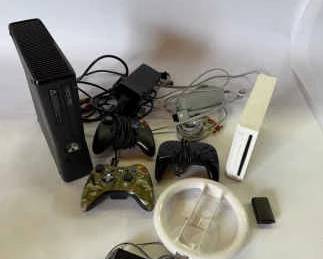Mixed Gaming Console Bundle Xbox 360, Nintendo Wii, Controllers Accessories