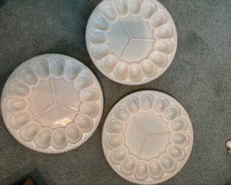 Pre 1942 Alacite by Aladdin Egg Plate