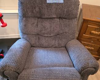 Flexsteel recliner $300