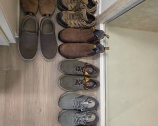 Several nice pairs of men's shoes.  Mainly size 10 - 10 1/2.    $10/Pair