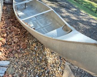 Nice MonArc  14ft Aluminum Canoe