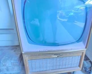 Nice old blonde TV cabinet