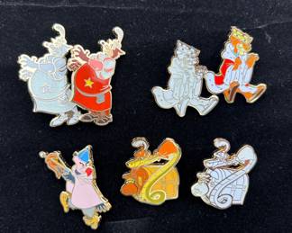 Disney Characters Trading Pins , 3 Glitter Trading Pins