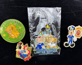 Hong Kong Disneyland Anniversary Trading Pins * Limited Edition Walt Disney World Trading Pin