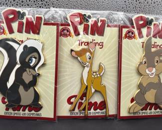 Disneyland Paris Limited Edition Packaged Trading Pins