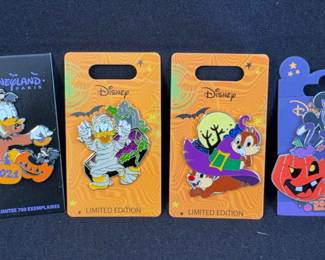 Disney’s NEW Halloween Trading Pins * Daffy Duck; Chip & Dale; Mickey & Minnie Mouse * Limited Ed.