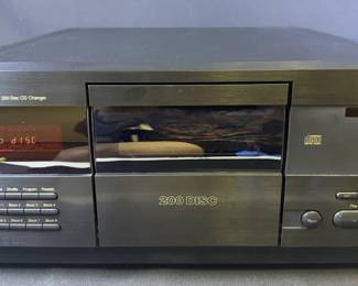 Nakamichi CDC-300 200 Disc CD Changer