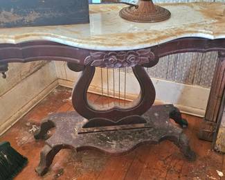 Lyre parlor table, large