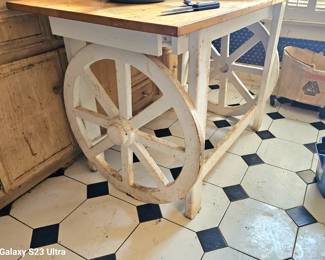 unique Wagon-wheel prep table