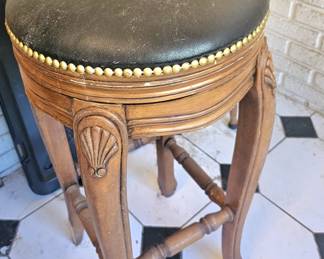 bar stool