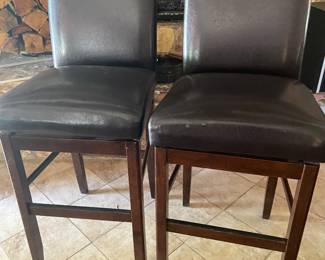 Swivel barstools
