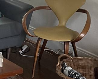 Mid-Century Modern "Pretzel" Armchair - $750