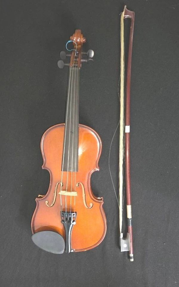 001 Vintage Violin with Protective Case and Bow
