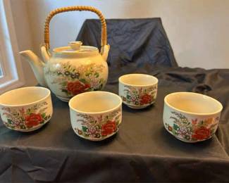 Japanese Porcelain Tea Set