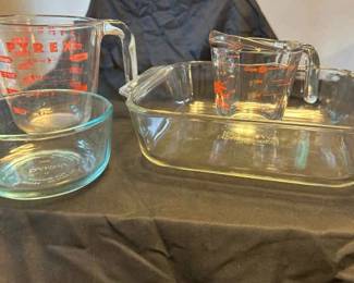 Pyrex More Cooking Lot