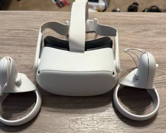 006 Meta Quest 2 VR Headset