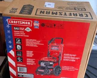 New In Box Craftsman 3300 PSI Gas Pressure Washer