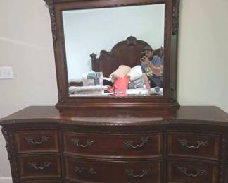 005 Vintage Ornate Wooden Dresser With Mirror