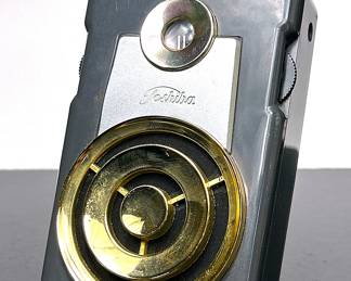 Vintage Toshiba Transistor Radio