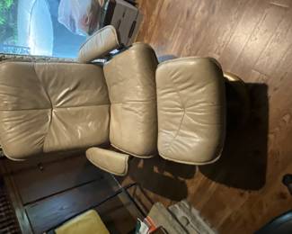 Leather chair and ottoman; Tan