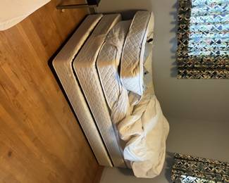 Comfort Select Sleep Number Mattresses (2) and Bases (2)