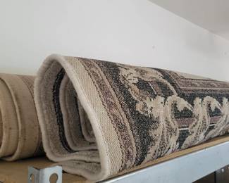 2 full room rugs