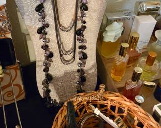 necklaces with matching earrings 