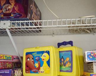 vintage lunch kits Sesame Street, and Winnie the Pooh