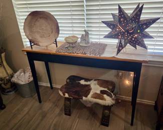 Sofa table, roundtop metal candy canes, large decorative plate, metal plate stands