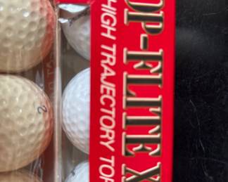 Golf Balls in Packages 
