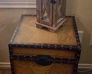 Trunk, lantern
