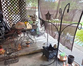 Plant hanger, cast iron planter