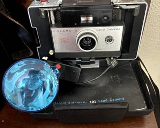 Vintage Polaroid Automatic 101 land camera