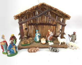 Nativity Creche & Figurines