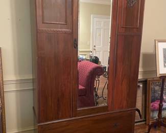 7ft mirrored Armoire, excellent condition $500