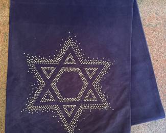 Star of David Runner