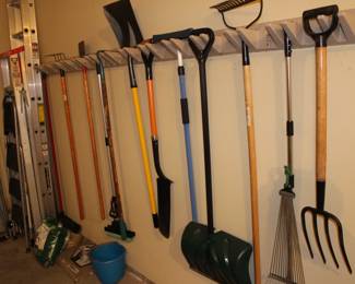 Yard and garden tools