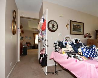 100Living Room