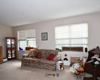 098Living Room