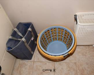 801Laundry Room