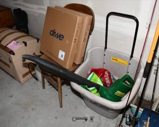 824Garage