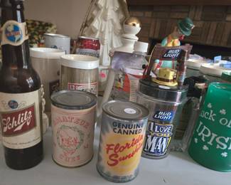 SCHLITZ FLASHLIGHT, VINTAGE NOVELTIES