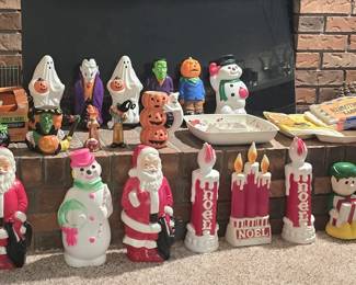 CHRISTMAS & HALLOWEEN BLOW MOLDS