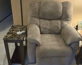 LIFT RECLINER CHAIR