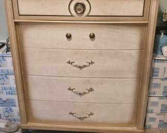 MCM VINTAGE CHEST OF DRAWERS