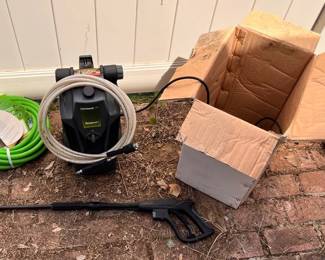AAE075 - 1600 PSI Power Washer with 50’ Hose